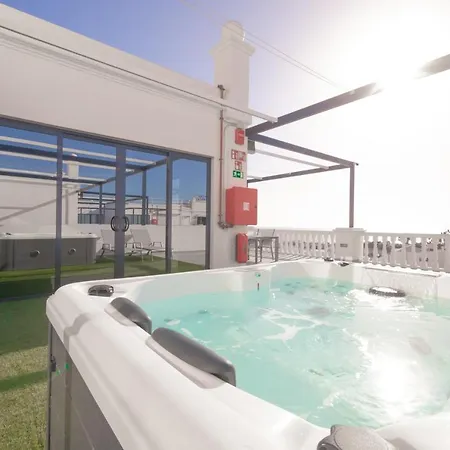 Atlantico Plaza 6a - 2 Beds - 2 Baths
