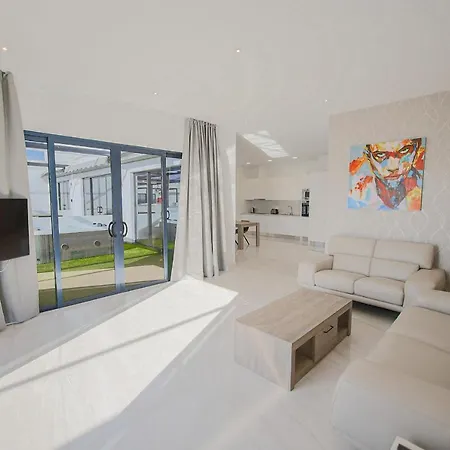 شقة Atlantico Plaza 6a - 2 Beds - 2 Baths *