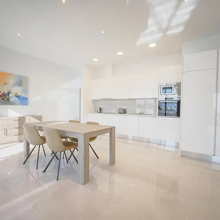 شقة Atlantico Plaza 6a - 2 Beds - 2 Baths بويرتو ذيل كارمين