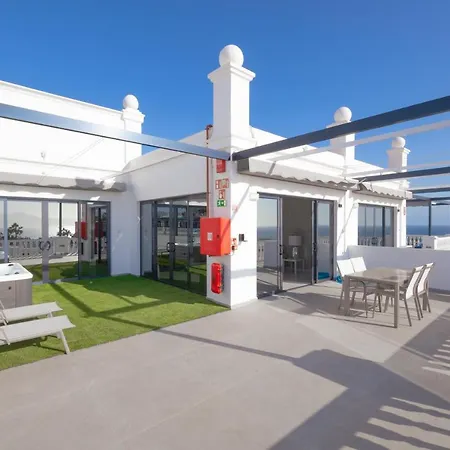 Atlantico Plaza 6a - 2 Beds - 2 Baths *